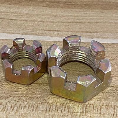 DIN935 スロットナッツ ヘックス スロットナッツ グレード 4.8/8.8/10.9/12.9Ect 標準 DIN